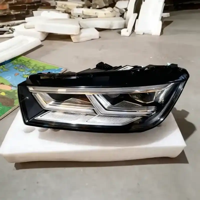 2018-2020 Audi Q5 Headlight Assembly